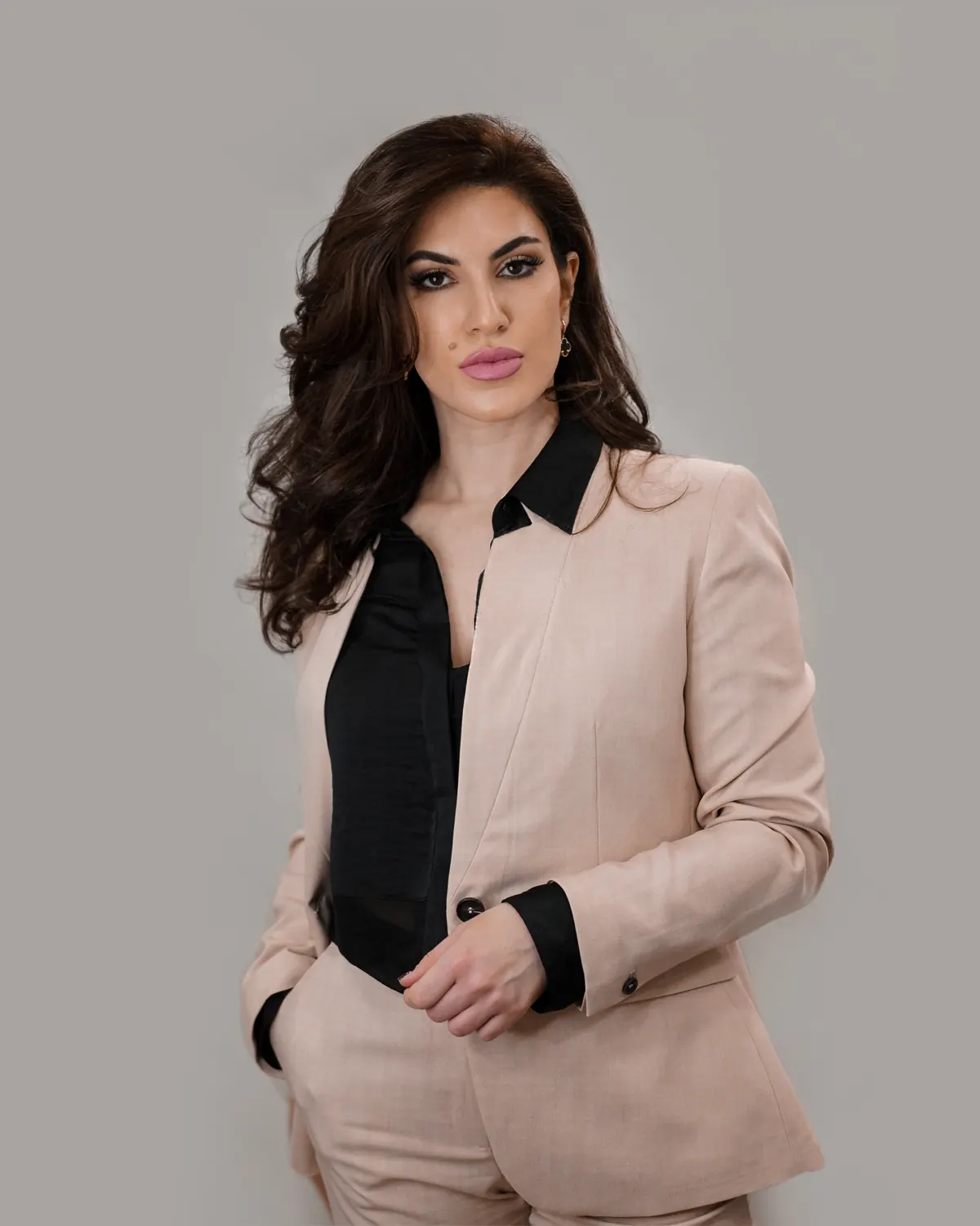 Rolanna - SI Glam Glow specialist